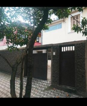 Casa Studio Home Office - Espaço Terreo Privativo - Quarto Family 600 Megas WiFi - 1 Vaga de Garagem